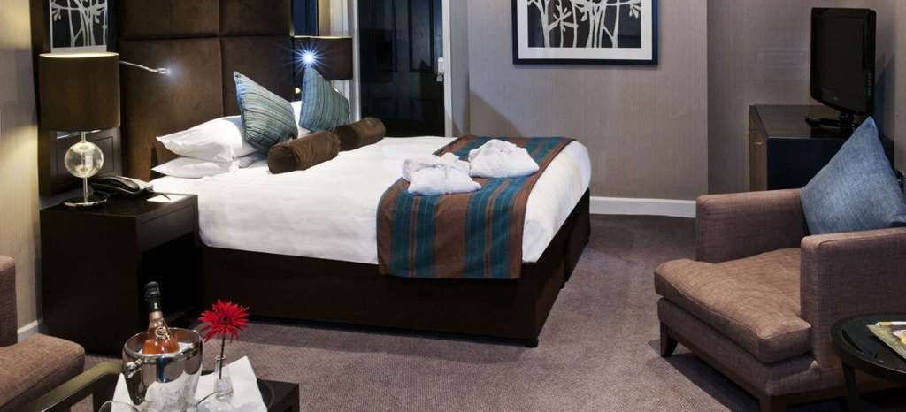Ettington Chase Hotel Стая снимка