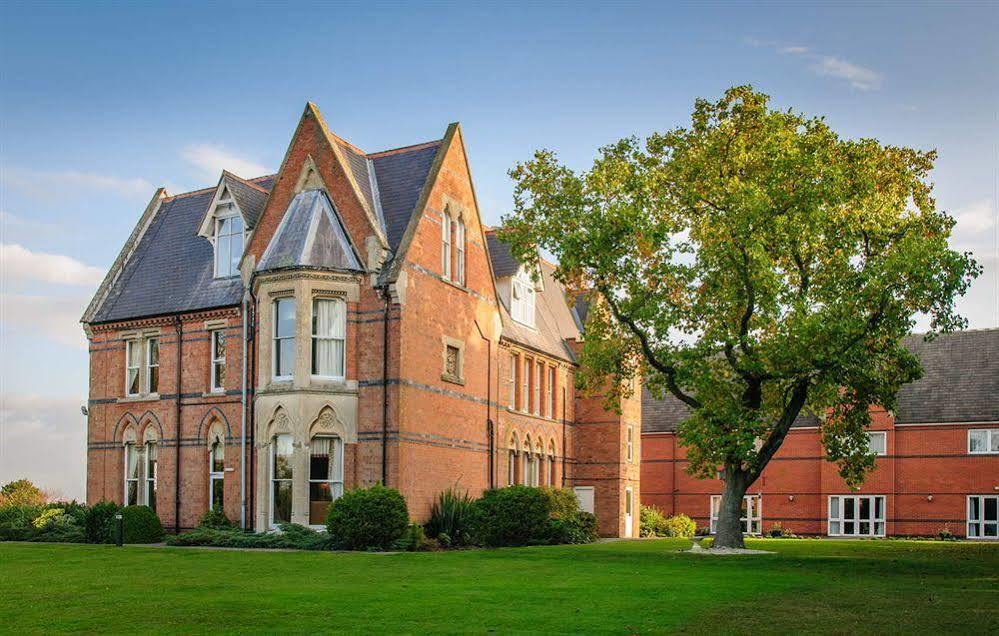 Ettington Chase Hotel Екстериор снимка