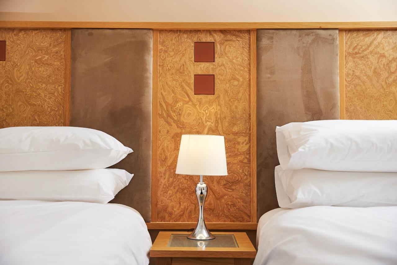 Ettington Chase Hotel Екстериор снимка